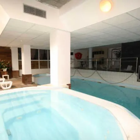 Le - Piscine 10 - 3 Pieces Pour 8 Personnes Mae-8884 * 구레트